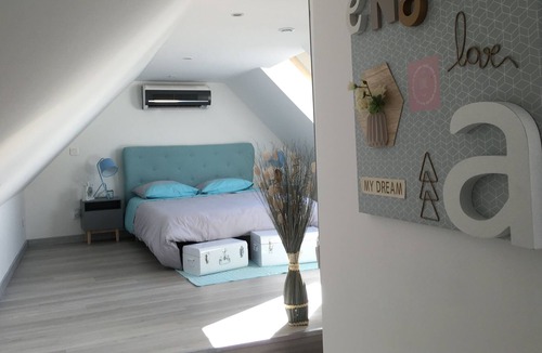 Villechetif Apartment | PRIVATE APARTMENT TERRACE SWIMMING POOL BED & BREASFAST