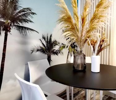 Saint-Pierre - Rene II - Bonsecours Apartment | Proche de Nancy centre, appart cinéma rénové avec parking gratuit, frais en été