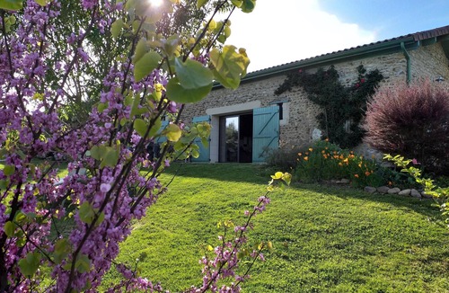 Hagedet House | PROMO 15% A WEEK OLD RENOVATED BARN WITH POOL