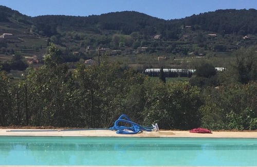 Le Beausset Villa | PROMOTION: MAGNIFICENT HOUSE + POOL - 8 BEDROOMS - 14 PEOPLE - NEAR THE SEA