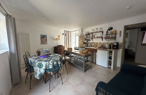 Saint Michel d'Euzet House | Provençal farmhouse 18 people, private pool, enclosed garden, in the vineyards