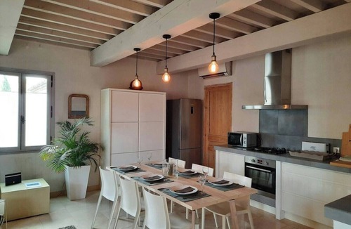 Vallabregues House | Provencal mansion near the Alpilles