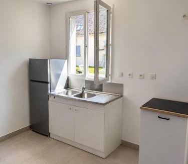 Gisy-les-Nobles Apartment | Quiet apartment & private gym 1 hour from Paris
