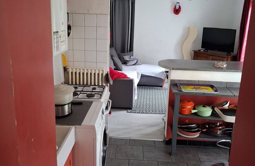 Minimes - Barriere de Paris Apartment | Quiet apartment with garden