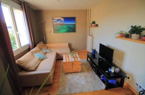 Vandoeuvre-les-Nancy Apartment | Quiet, bright apartment near Nancy Thermal with balcony
