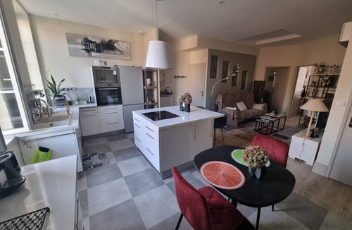 Montauban Apartment | Quiet, comfortable downtown location with private parking