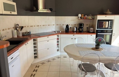 Langrolay-sur-Rance House | Quiet, cosy family home 5 minutes from the Rance river