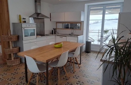 Germonville Cottage | Quiet cottage, 4 bedrooms, private terrace, linens included - Germonville