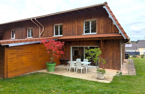 Champenoux Cottage | Quiet cottage with private terrace near Nancy