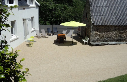 Plouegat-Guerand House | Quiet country house between land and sea