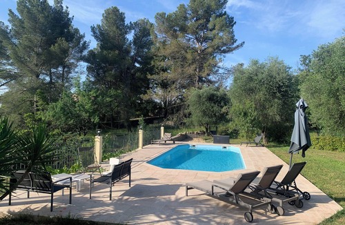 Saint-Jacques Villa | Quiet family home with pool & garden