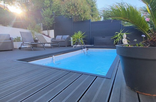 La Bouverie House | Quiet house with pool, close to beaches and shops.
