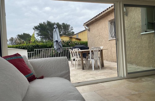 Bagnols-en-Foret Villa | Quiet house between sea, lake and forest