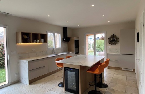 Prayssac Villa | Quiet villa with swimming pool, Lot valley, Cahors, Rocamadour, Sarlat.