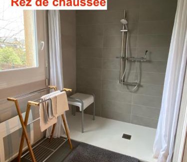 Etables-sur-Mer Apartment | Résidence des 3 îles, en plein centre-ville, à 5 min des plages, 3 appartements neufs