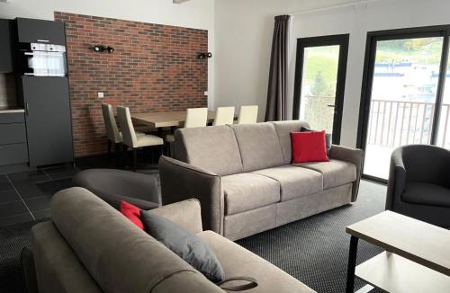 Eaux-Bonnes Apartment | Résidence Le Portillo - Piscine - 3 Pièces pour 10 Personnes MAE-4853
