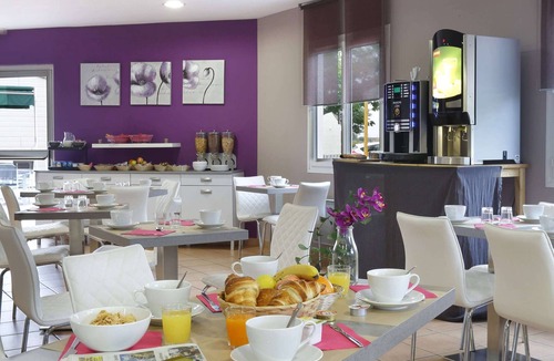 Merville Apartment | Résidence Résid'price ST6N