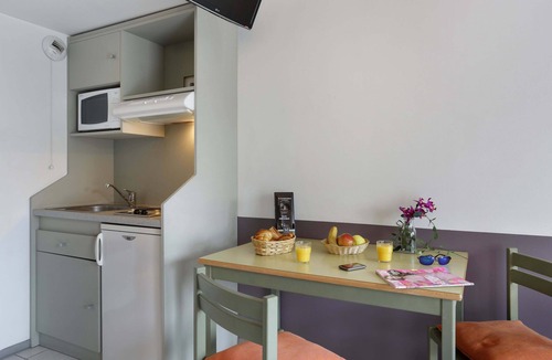 Merville Apartment | Résidence Résid'price ST6N