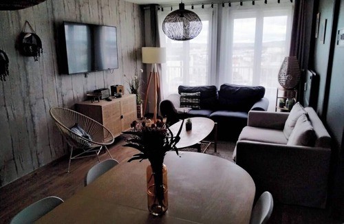 Reims Apartment | Reims: Beautiful apartment with 4 bedrooms and 4 bathrooms