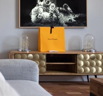 Reims City Centre Apartment | Reims CATHEDRALE JACUZZI LUXURIOUS PROPERTY