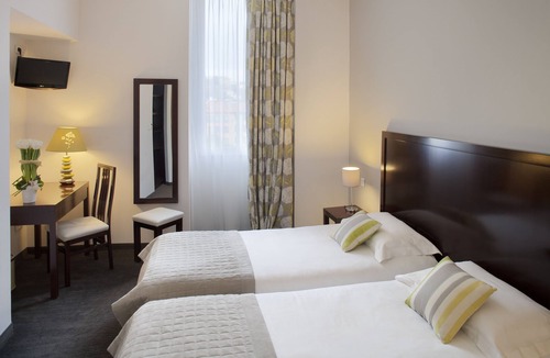 Riquier Hotel | Relais Acropolis
