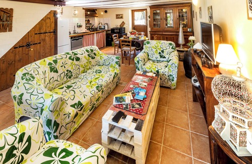 Saint-Mars-Vieux-Maisons House | Relais DE LA Canivotte Gîte Avec Piscine. Animaux Acceptés