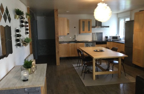 Anould House | RELAXATION AND DISCOVERY spa and swimming pool pets welcome