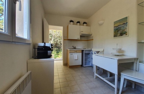 Peret Apartment | Relaxing vacations in the Mas La Magdelaine apartment