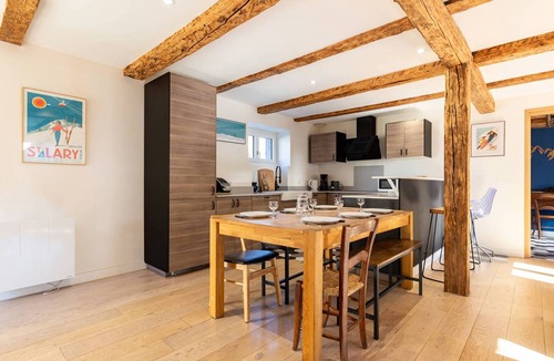 Adervielle-Pouchergues House | Renovated village house for 12 people with garden and jacuzzi near Loudenvielle