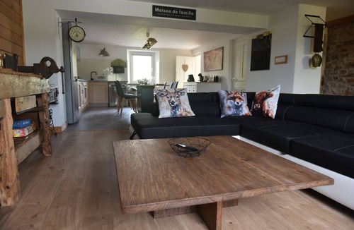 Provencheres-sur-Fave House | Renovated farmhouse from 1791 with a hot tub; pets welcome; near Alsace