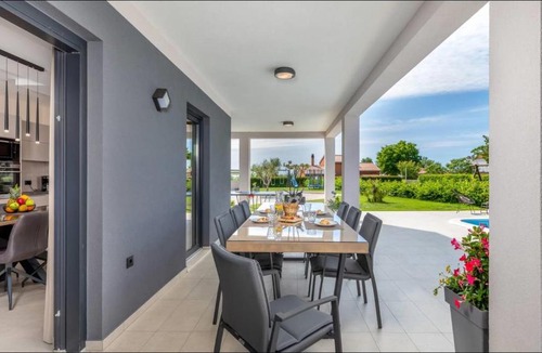 Saint-Jacut-de-la-Mer Apartment | Renovated 2-bedroom apartment, full sea view, 4 people
