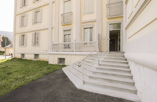 Argeles Gazost Apartment | Renovated apartment - In the heart of the spa district