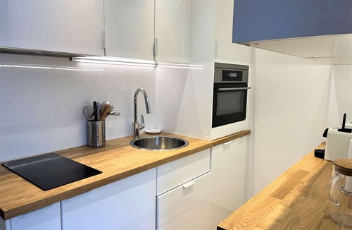 Les Claux Apartment | Renovated Apt 6p Near Slopes & Shops, Quiet Area, Private Parking, Balcony