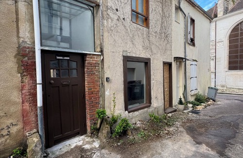 Ervy-le-Chatel Apartment | Renovated character apartment