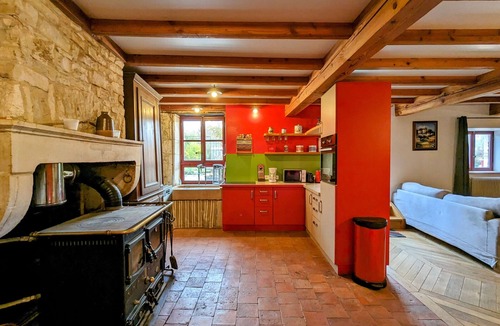 Mauvages Cottage | Renovated cottage in Mauvages with garden, BBQ and WIFI