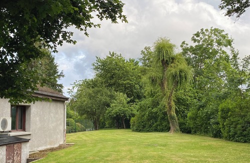 Douzy House | Renovated country house for 5 people 15 mins from sedan castle and Belgium