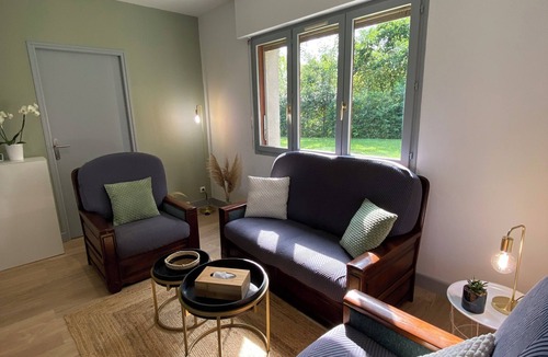 Douzy House | Renovated country house for 5 people 15 mins from sedan castle and Belgium