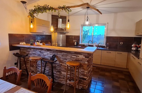 Ville-sur-Yron Cottage | Renovated eco-village cottage, air-conditioned, pet-friendly