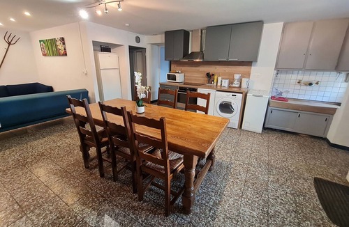 Mont-l'Etroit Cottage | Renovated family home with wifi, near historical sites