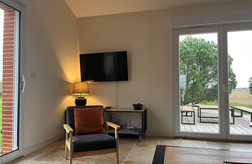 Coufouleux House | Renovated farmhouse with swimming pool, pétanque and country views