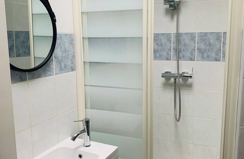 Saint-Brieuc Apartment | Renovated studio with separate toilet