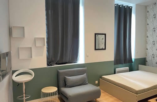 Saint-Brieuc Apartment | Renovated studio with separate toilet