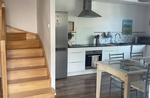Condom House | Renovated town house, close to all amenities.