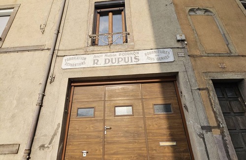 Epinal Cottage | Renovated townhouse with private garage in Épinal