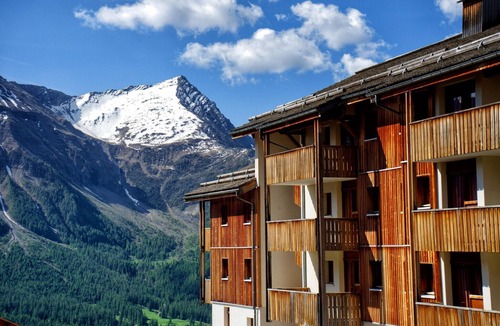 Orcieres-Merlette Apartment | Rental for 10 near Orcières-Merlette Slopes