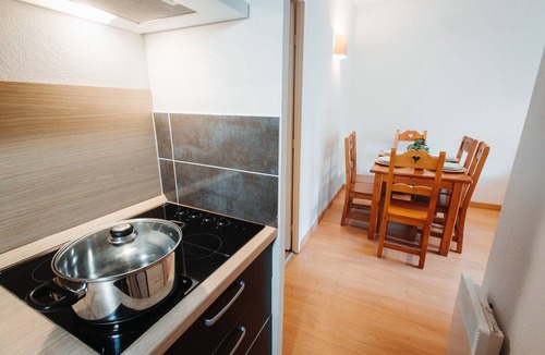 Ax-les-Thermes Apartment | Rental for 6 with Private Balcony