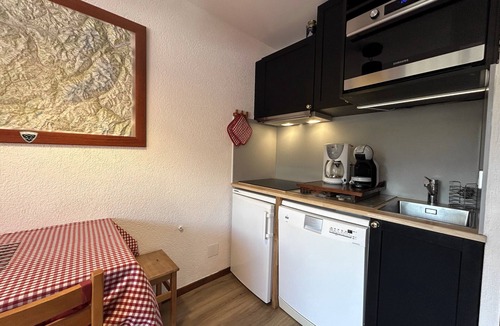 La Clusaz Apartment | RESIDENCE 2-235 - Village-center studio, close to the slopes - Wi-Fi - Garage