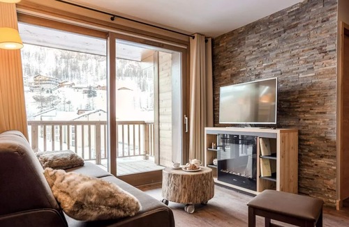 Les Boisses Apartment | Residence Club MMV L'Altaviva* - 3 rooms for 6 people Comfort