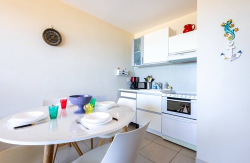 Valras-Plage Apartment | Residence De La Plage – Sea View