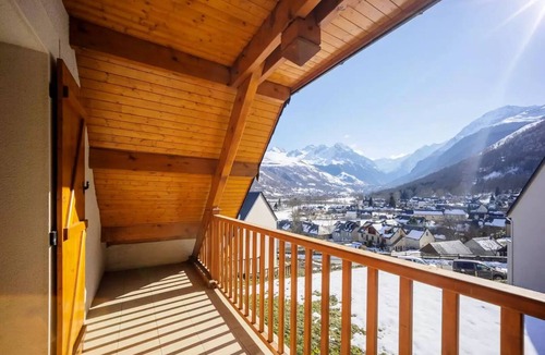 Peyragudes Villa | Residence Mgenos1-genos - Superb house for 10 people Genos, near Lake